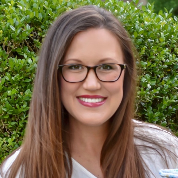 Meet your Posher, Shelby - Picture 1 of 1